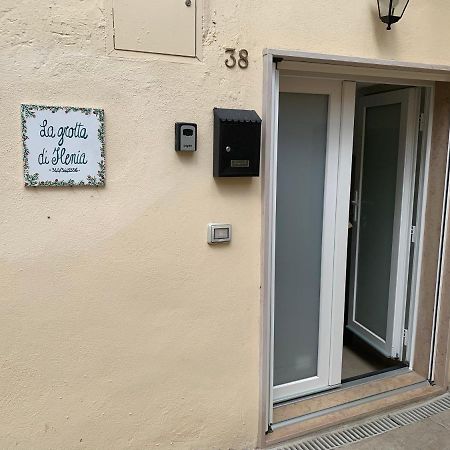 La Grotta Di Ilenia Apartment Matera Bagian luar foto
