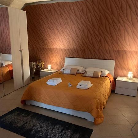La Grotta Di Ilenia Apartment Matera Bagian luar foto