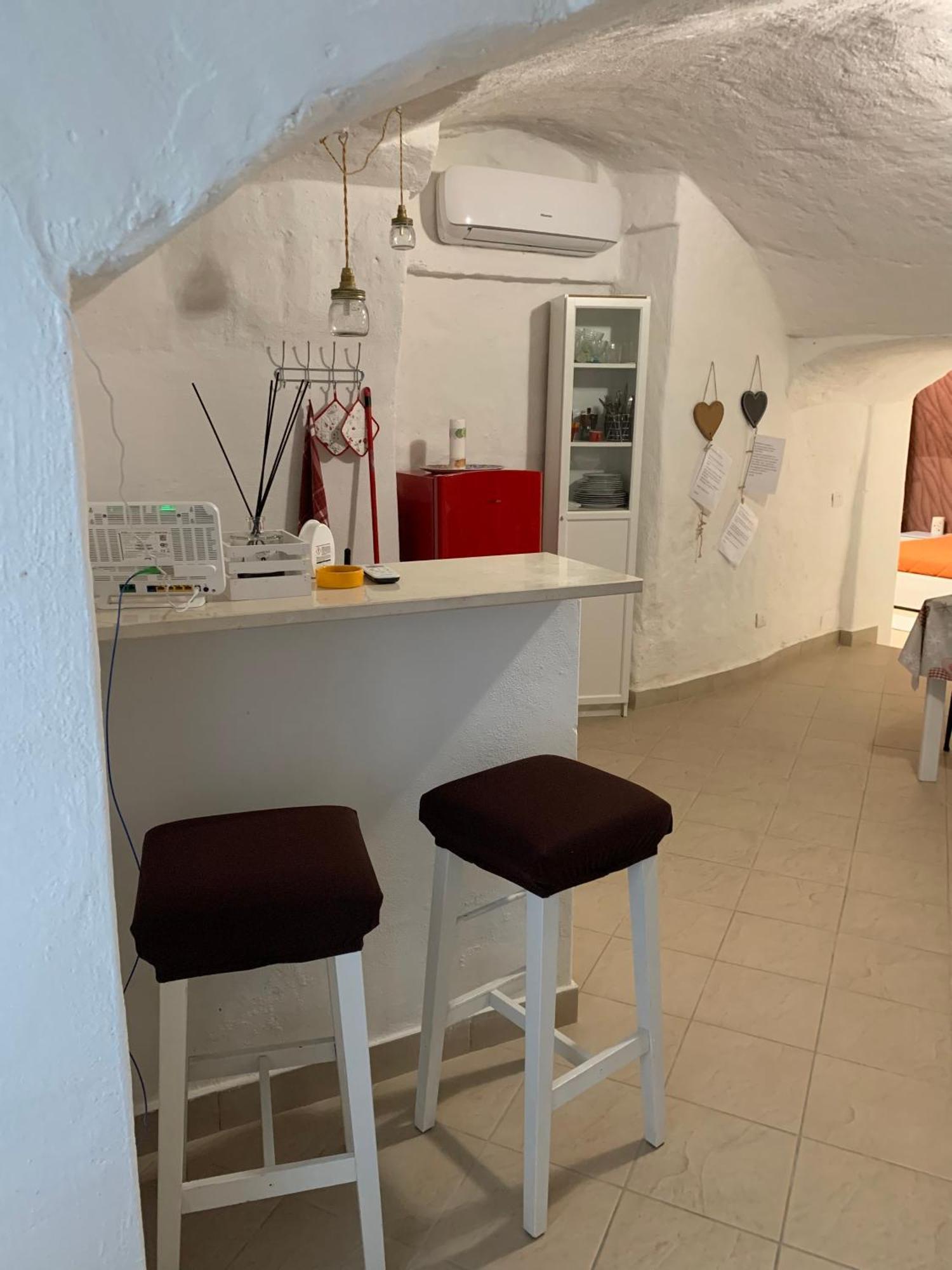 La Grotta Di Ilenia Apartment Matera Bagian luar foto
